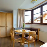 Hotel Central 4*
