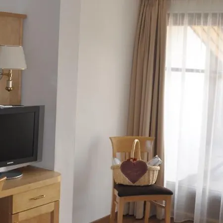 Hotel Central 4*