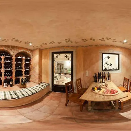 Hotel Central Отель Зеефельд в Тироле