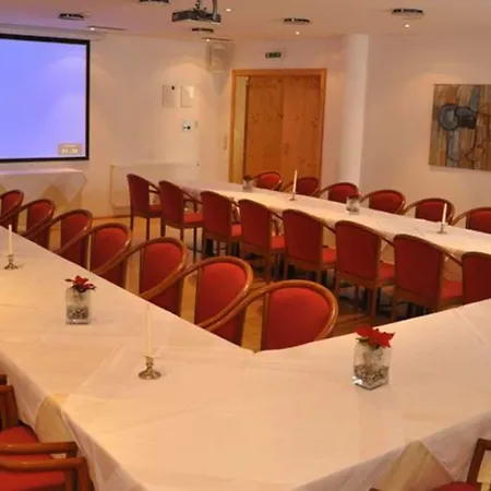Hotel Central Hotel Seefeld in Tirol