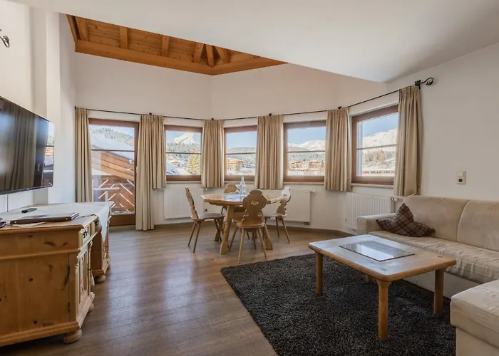 Hotel Central Hotel Seefeld in Tirol