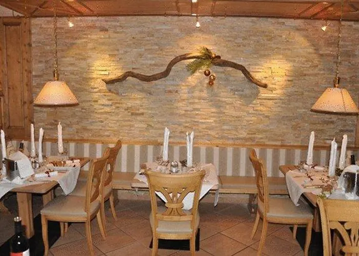 Hotel Central Hotel Seefeld in Tirol