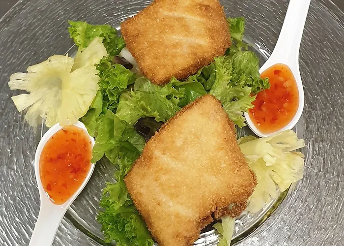 Отель Hotel Central 4*