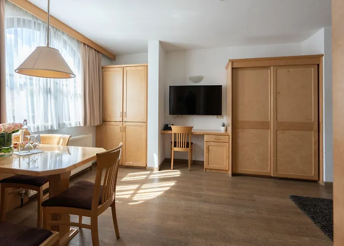 Hotel Hotel Central 4*