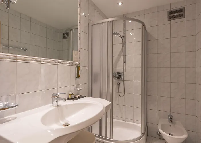 Hotel Central Зеефельд в Тироле