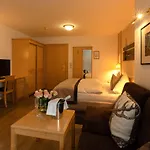 Hotel Central Hotell 4*