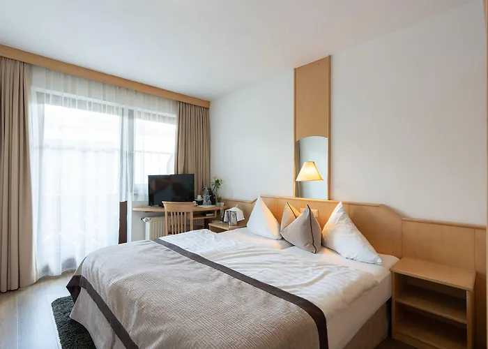 Hotel Central Seefeld in Tirol