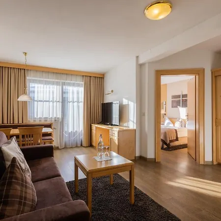 Hotel Central Seefeld in Tirol