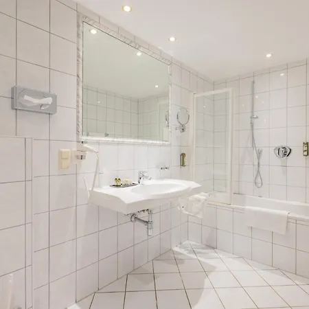 Szálloda Hotel Central 4*